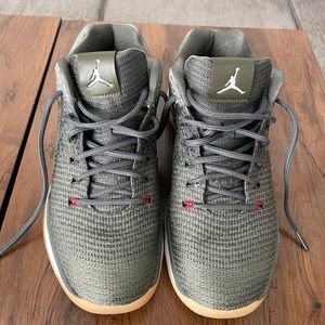 Jordan 31  Low Cameo